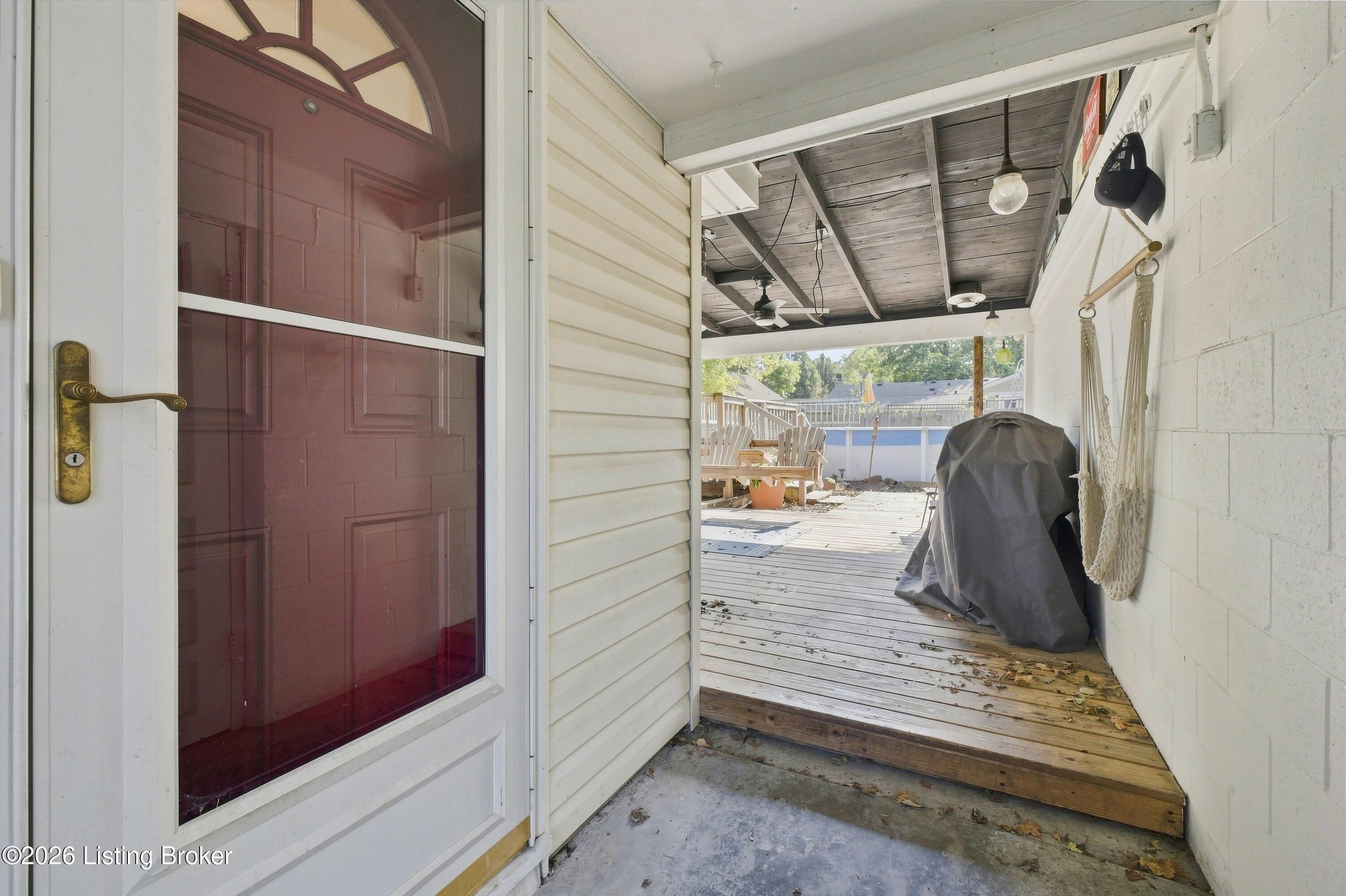 9227 Omar Khayyam Blvd Property Photo 28
