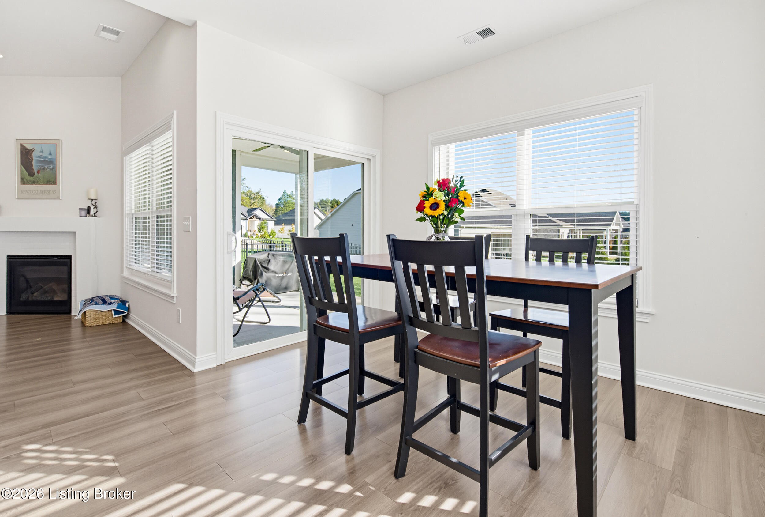 12105 Cypress Ridge Dr Property Photo 11