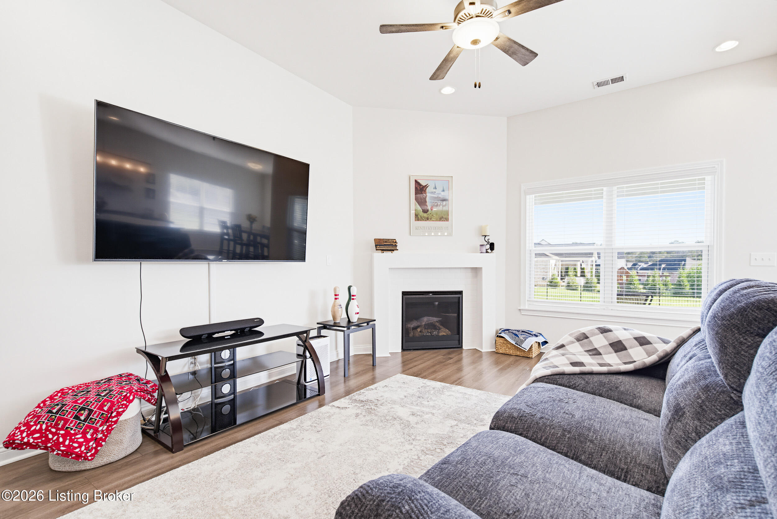 12105 Cypress Ridge Dr Property Photo 17