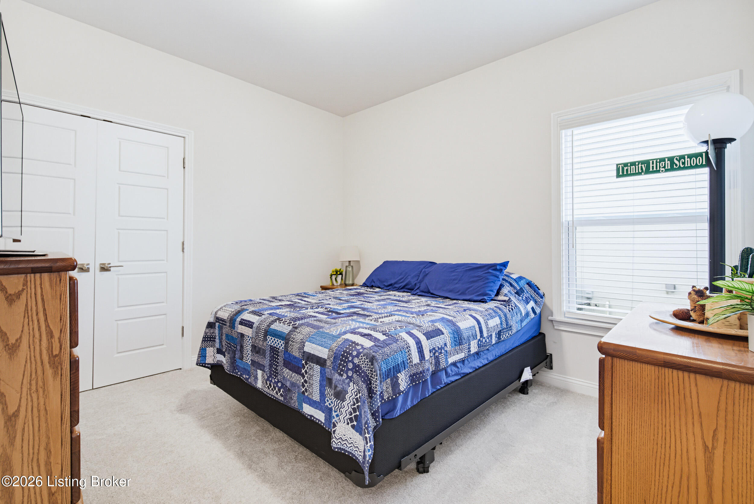 12105 Cypress Ridge Dr Property Photo 28