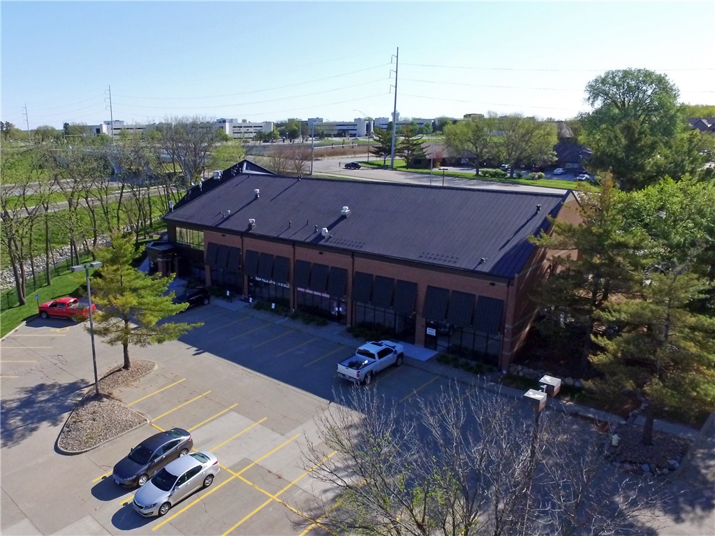 1300 50th Street Property Photo 3