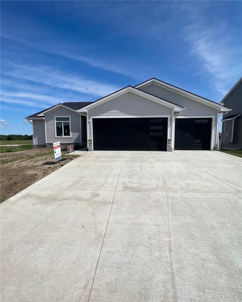548 Westwood Drive Property Photo 1