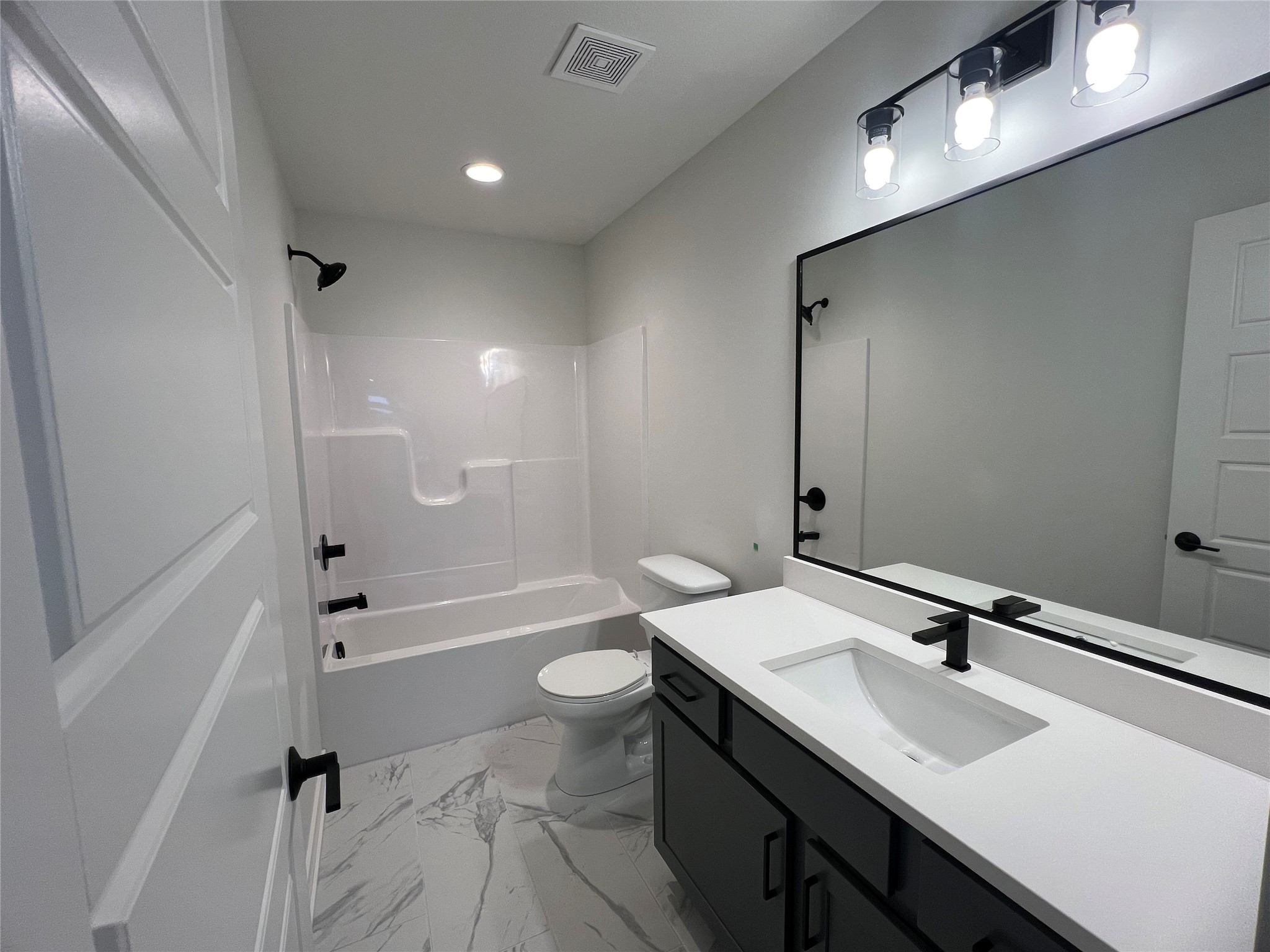 548 Westwood Drive Property Photo 13