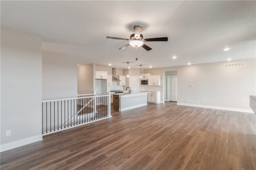 5510 Ne Creek Ridge Drive Property Photo 8