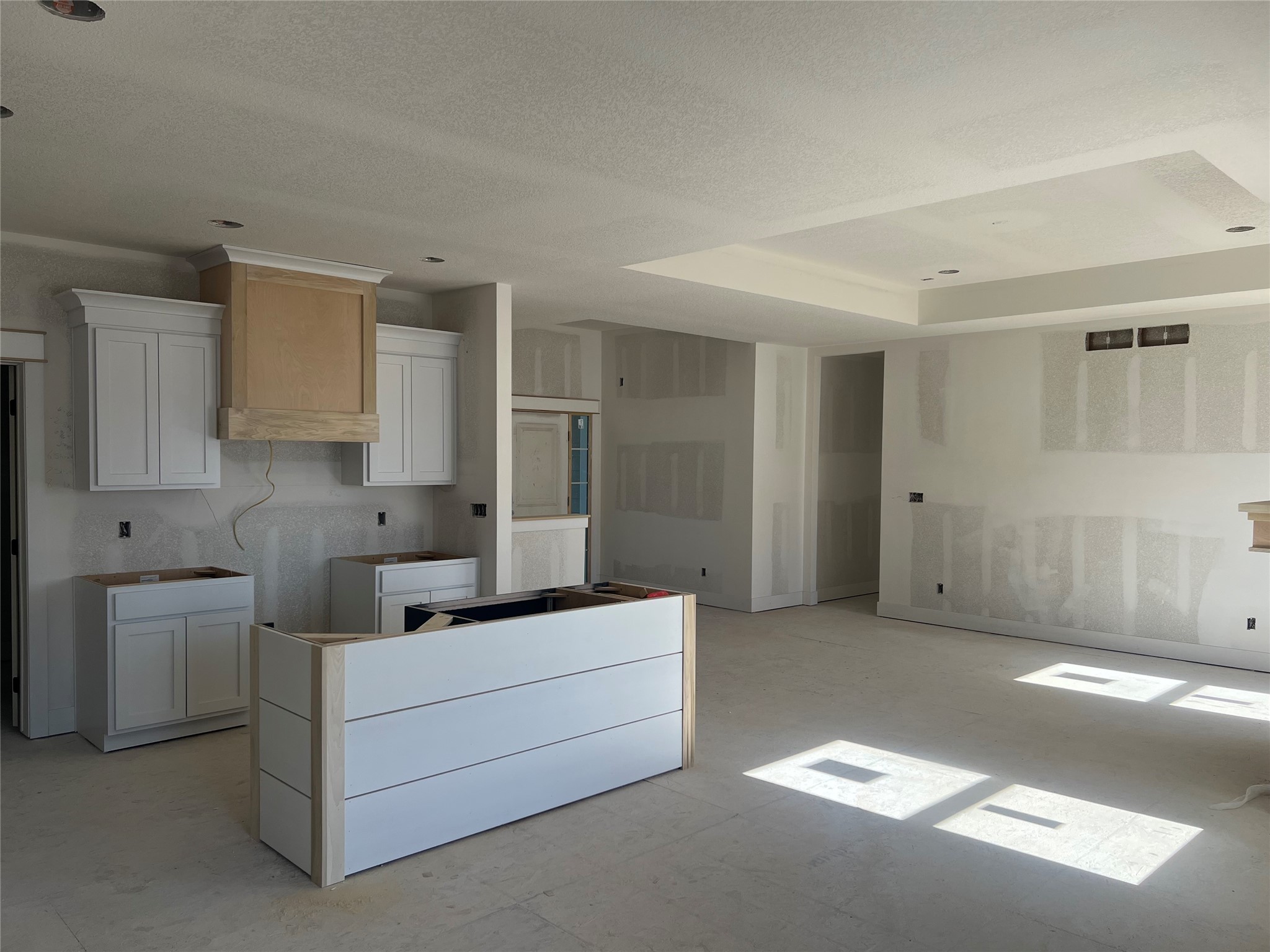 2227 Green Leaf Circle Property Photo 4