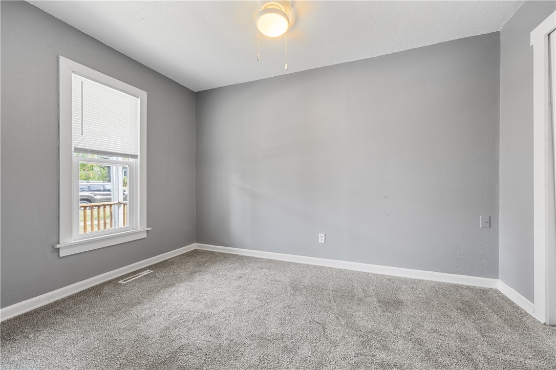 1021 9th Street Se Property Photo 7