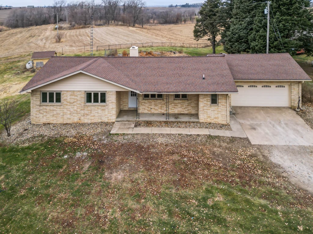 2109 + 2111 Marshalltown Boulevard Property Photo 1