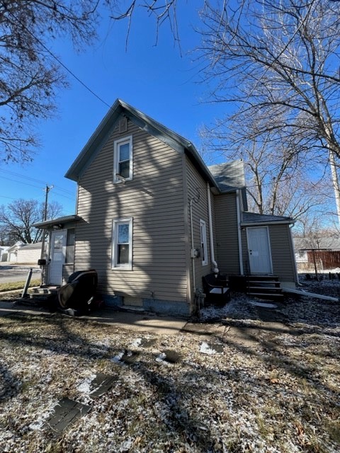 1704 11th Avenue S Property Photo 3