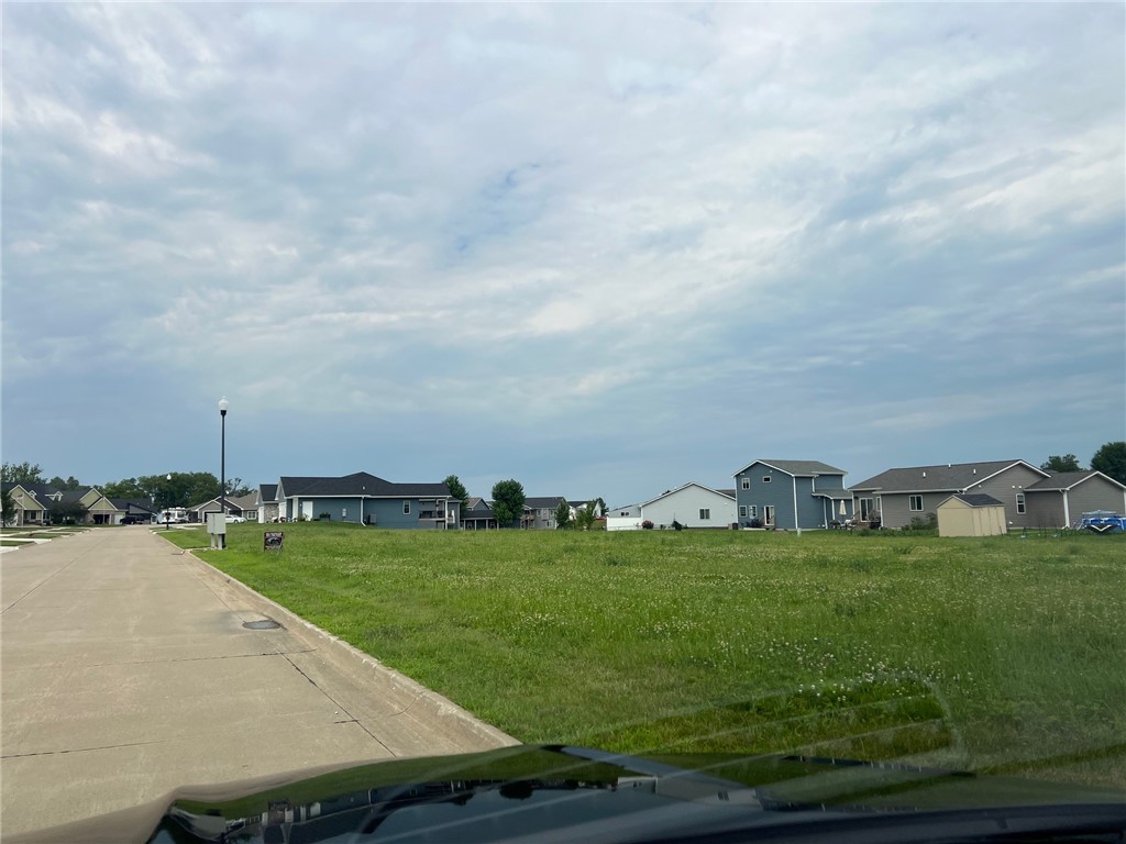 309-311 Coneflower Court Property Photo 4