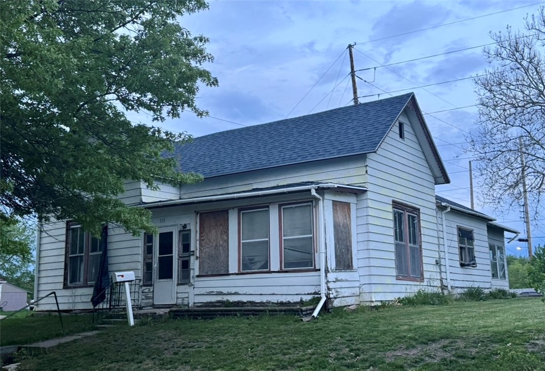 313 N Walnut Street Property Photo