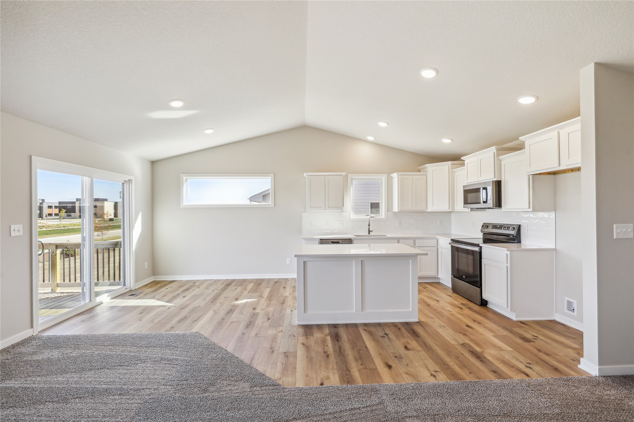 1465 Nw Bull Run Court Property Photo 3
