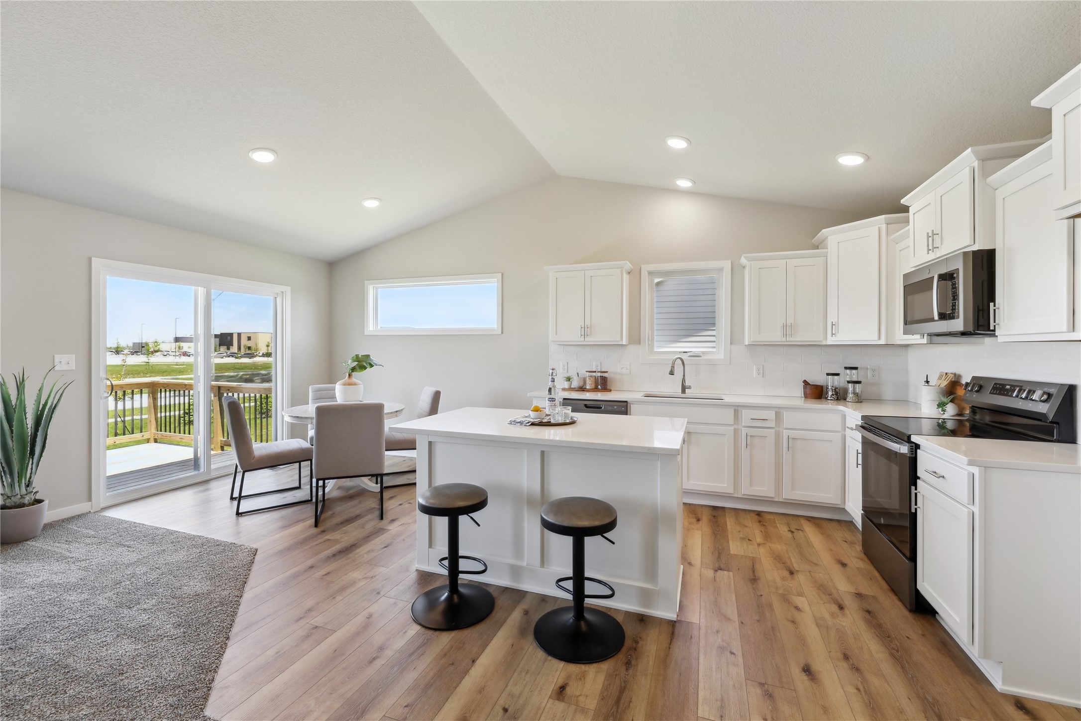 1465 Nw Bull Run Court Property Photo 4
