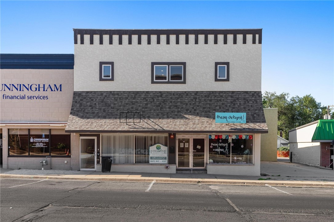 307 E Main Street Property Photo 1