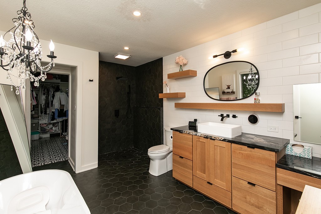 3285 Ashworth Road Property Photo 13
