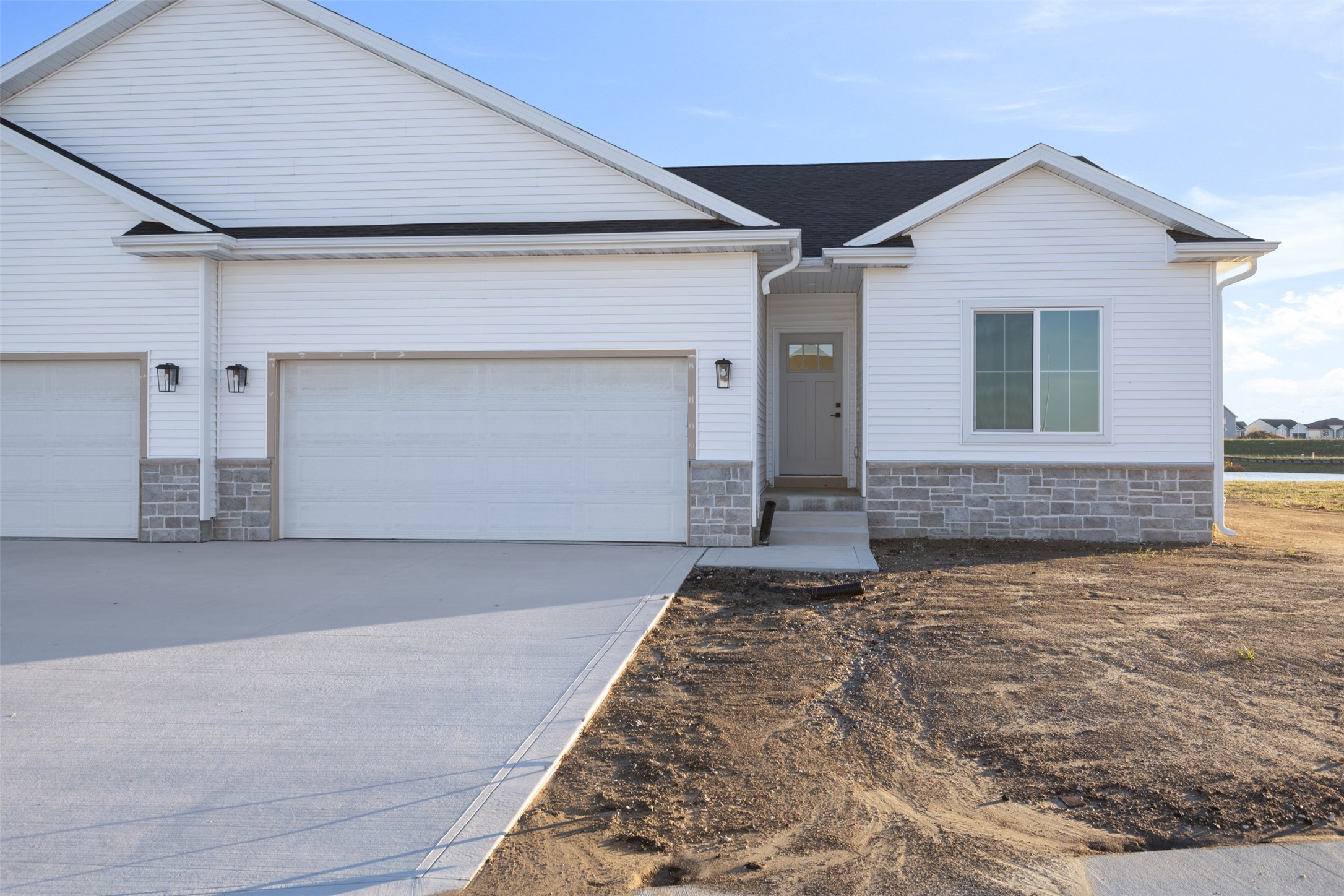 50023 Real Estate Listings Main Image