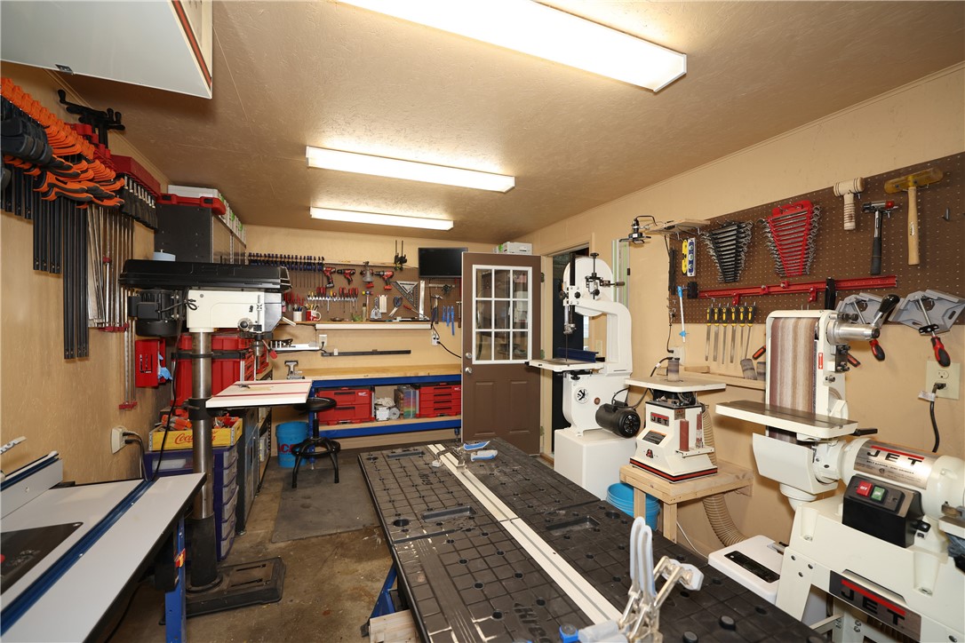 408 S Story Street Property Photo 33
