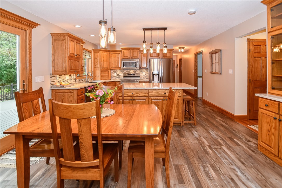 12485 Highway F17 Highway W Property Photo 11