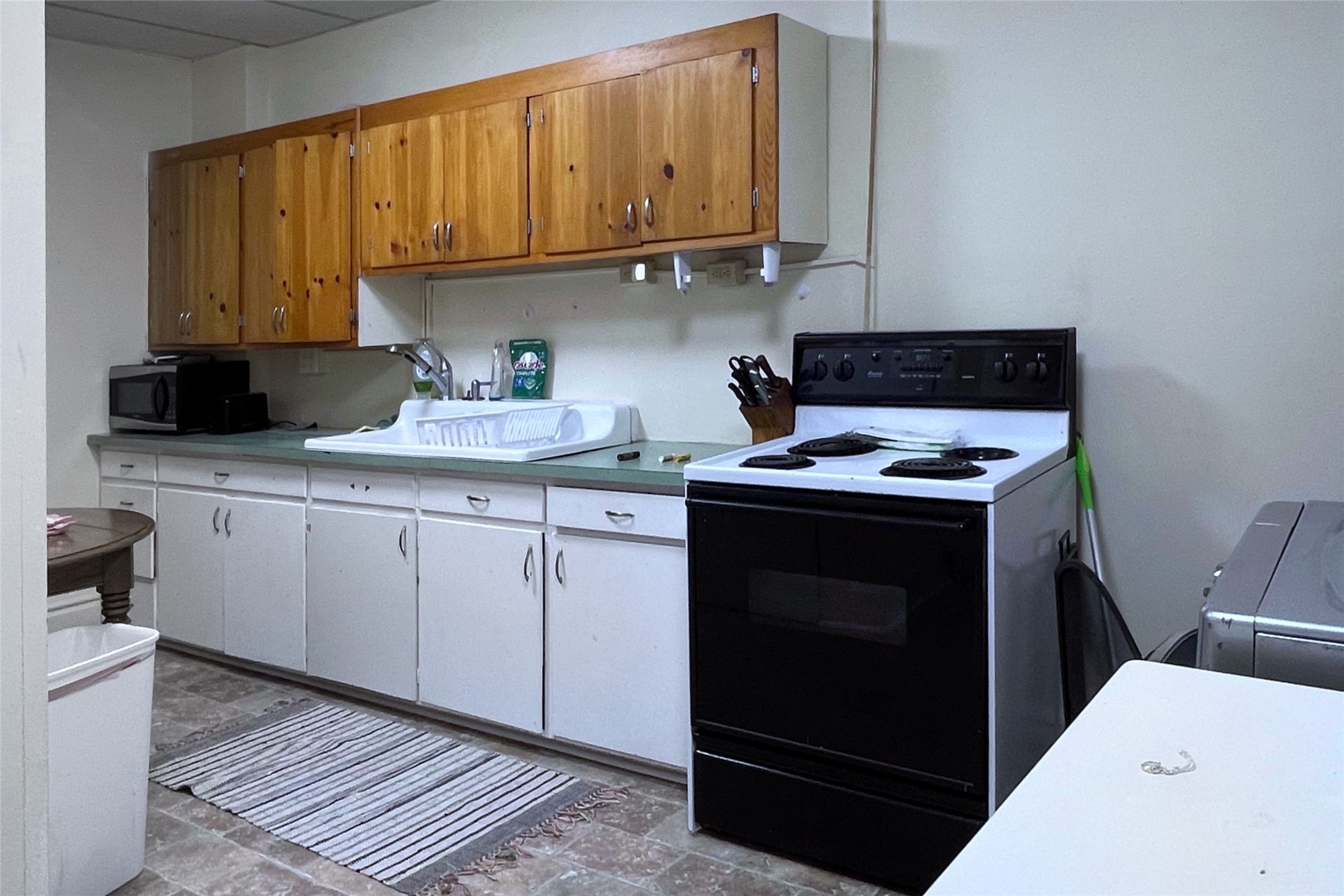1406 & 1408 Walnut Street Property Photo 24