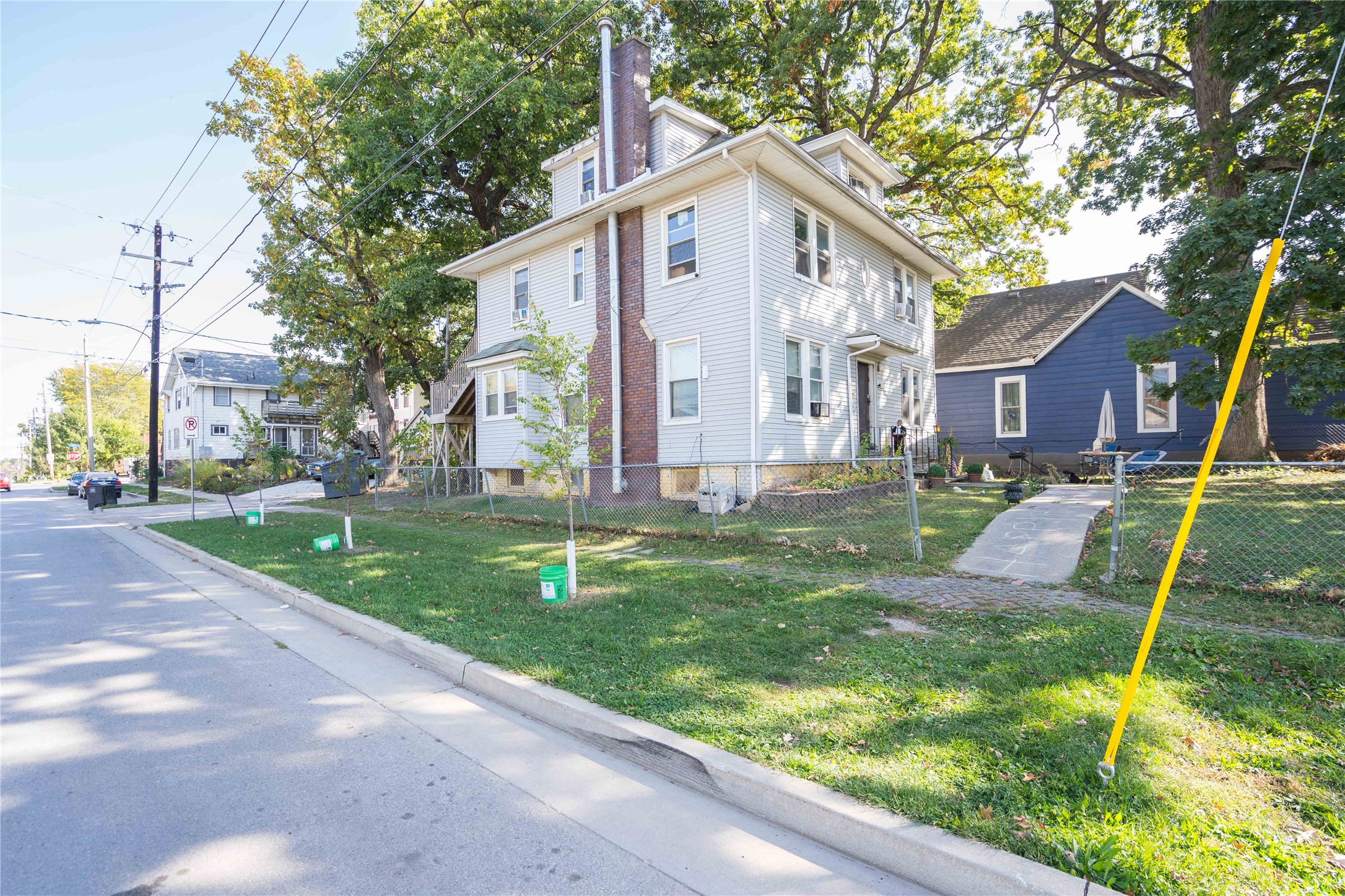 1825 7th Street Property Photo 2