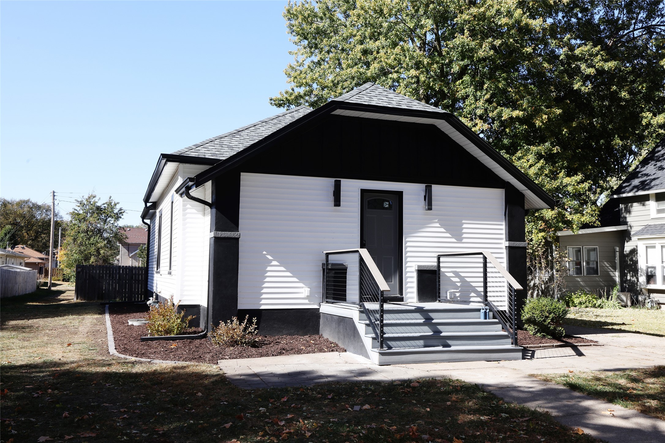 109 Cedar Street Property Photo 2