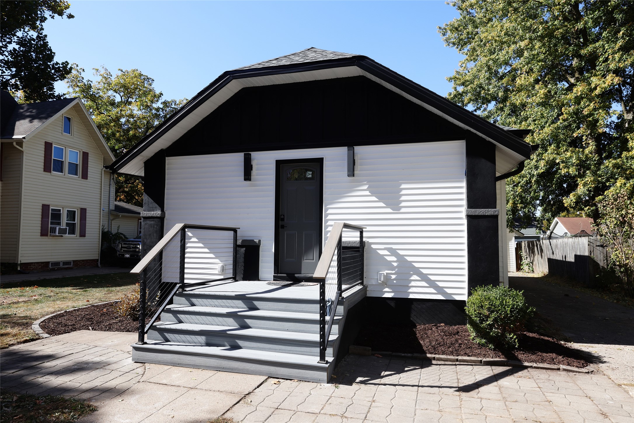109 Cedar Street Property Photo 3