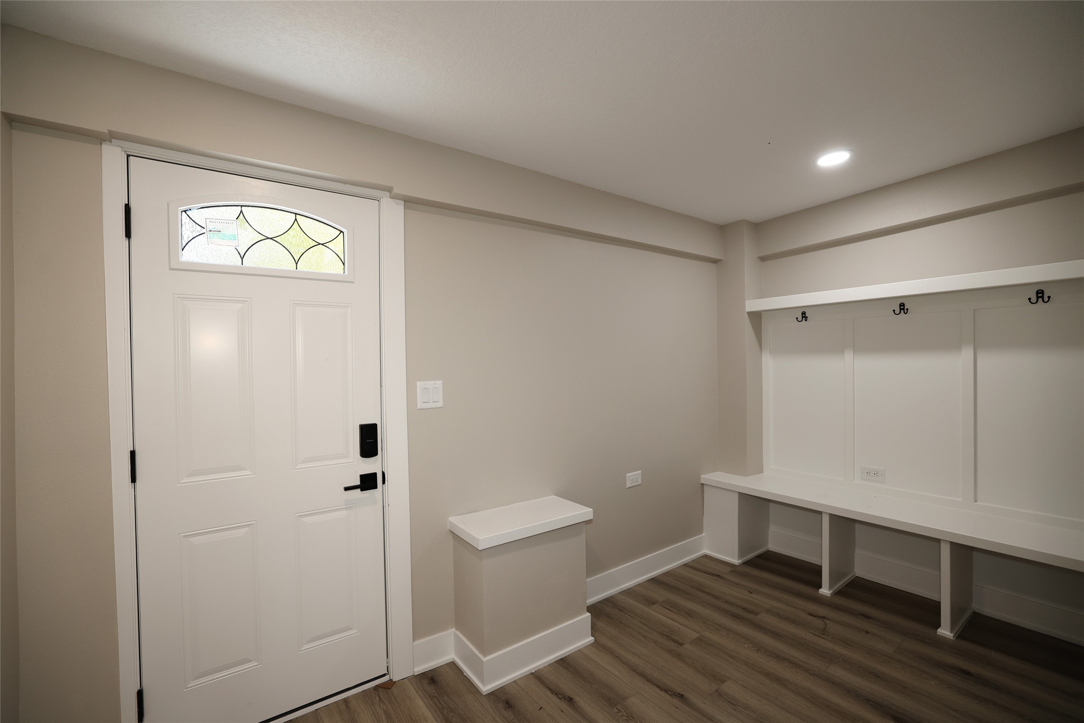 109 Cedar Street Property Photo 4