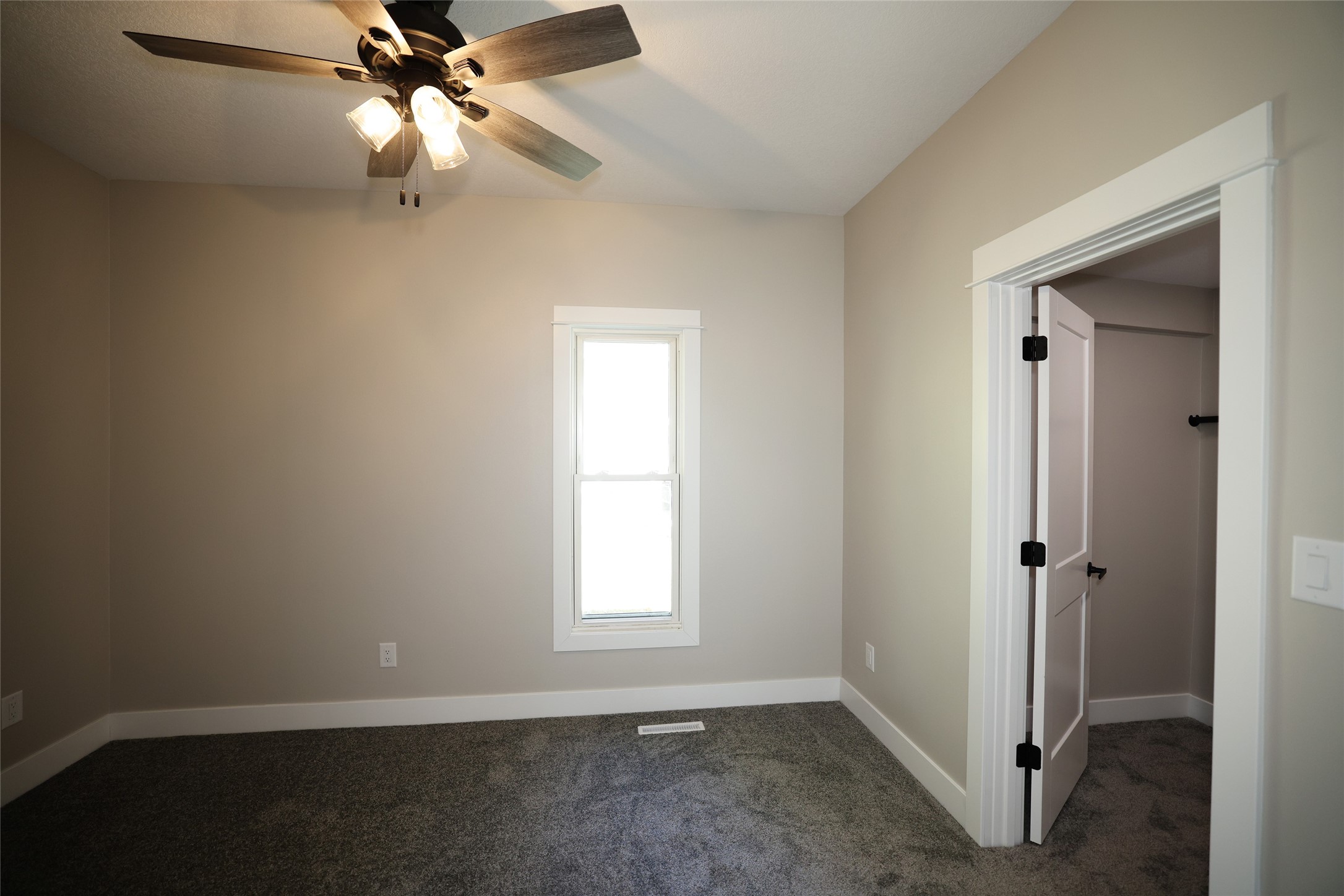 109 Cedar Street Property Photo 7
