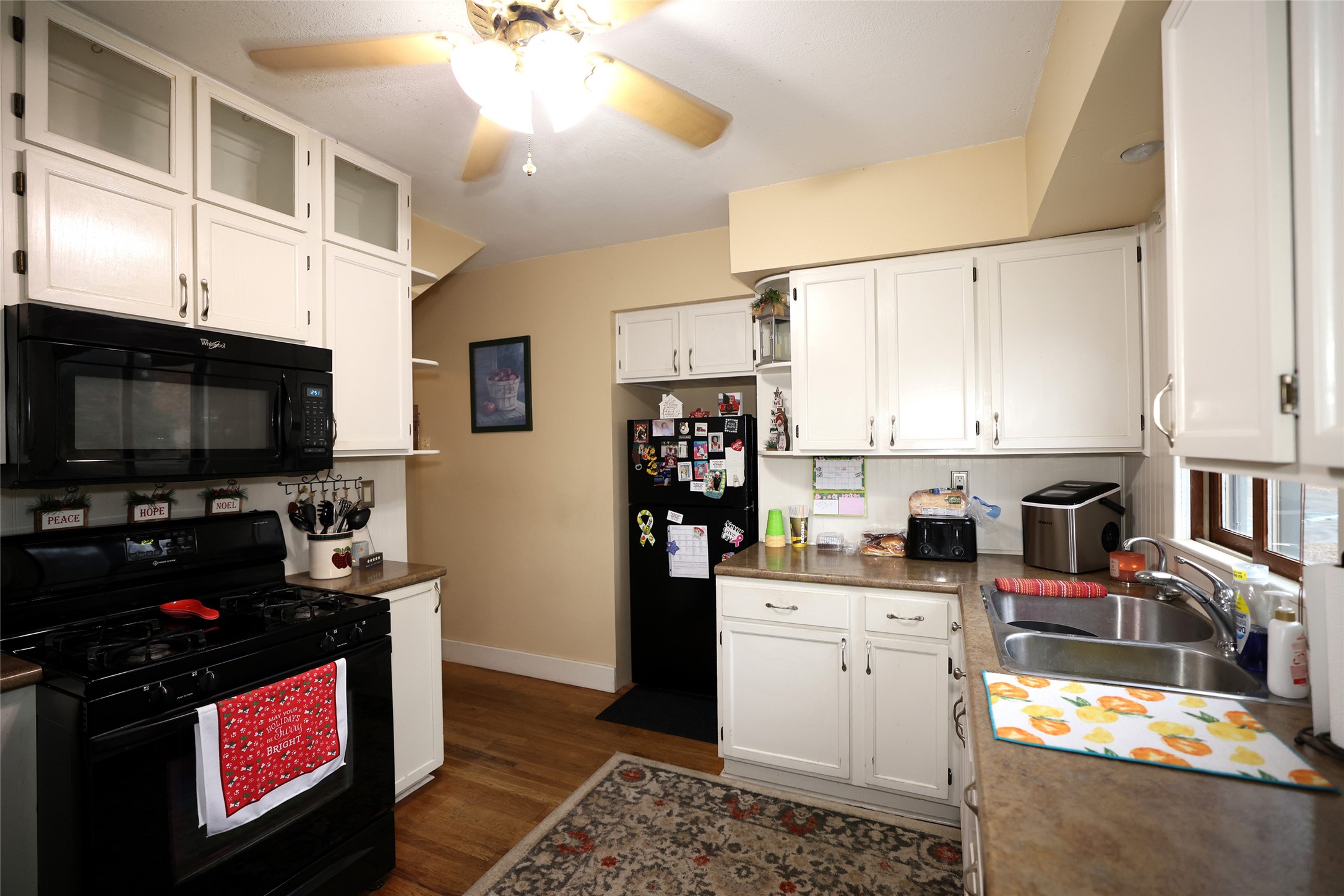 1328 Carroll Street Property Photo 13