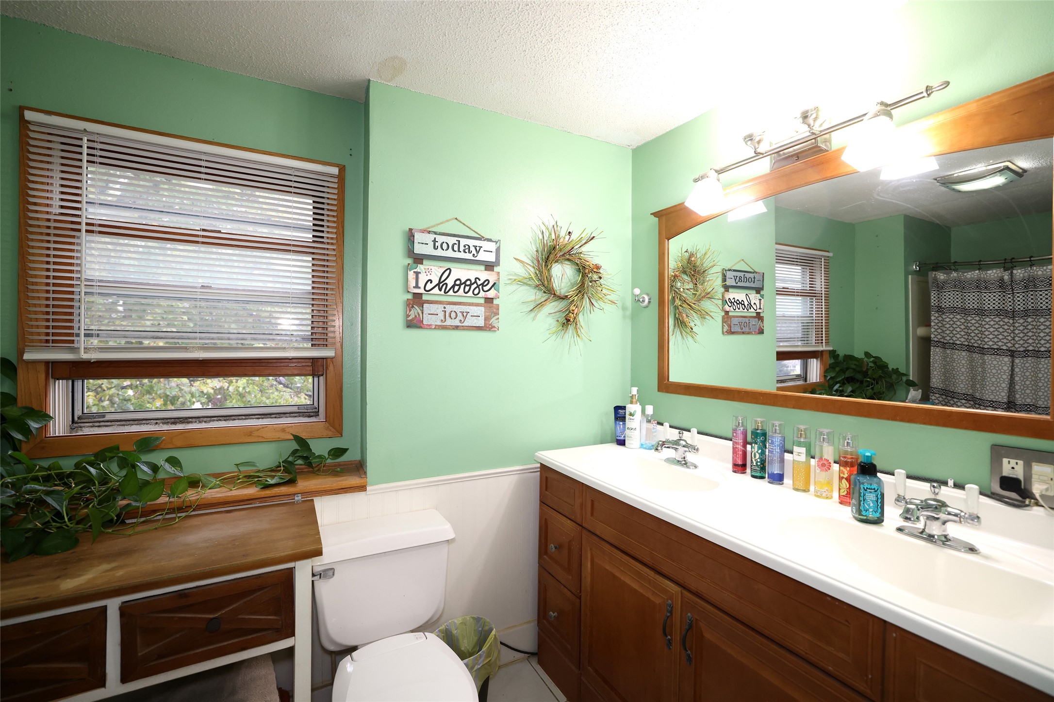 1328 Carroll Street Property Photo 17