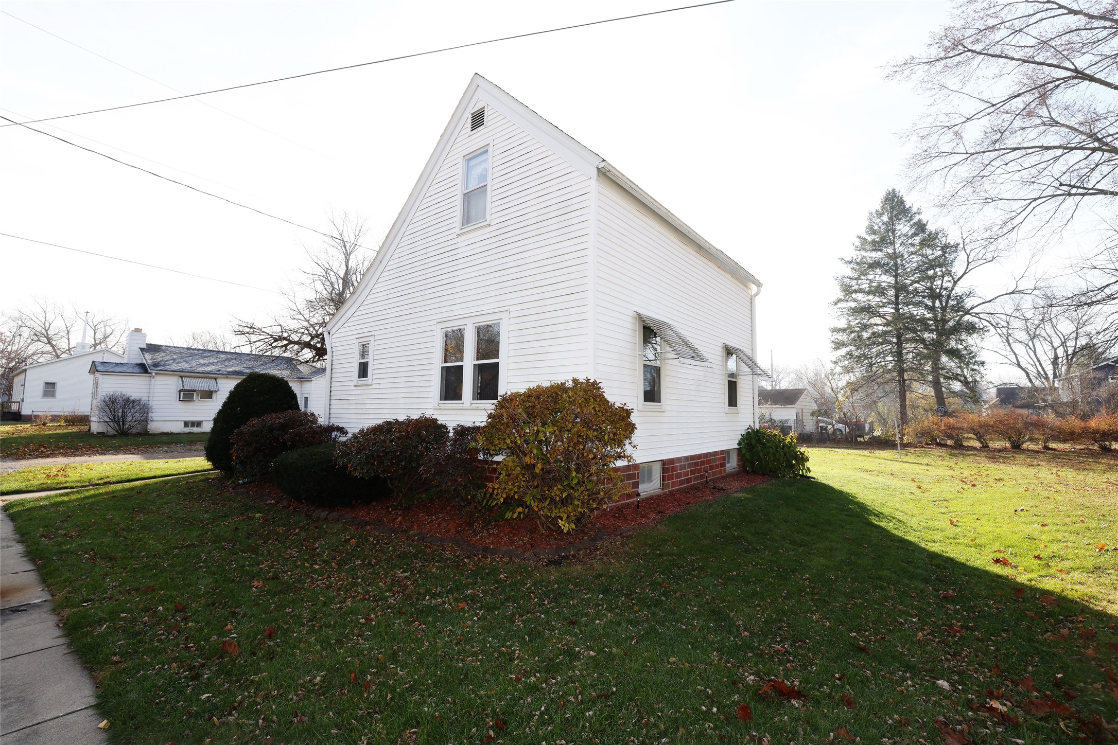 816 15th Street Property Photo 3
