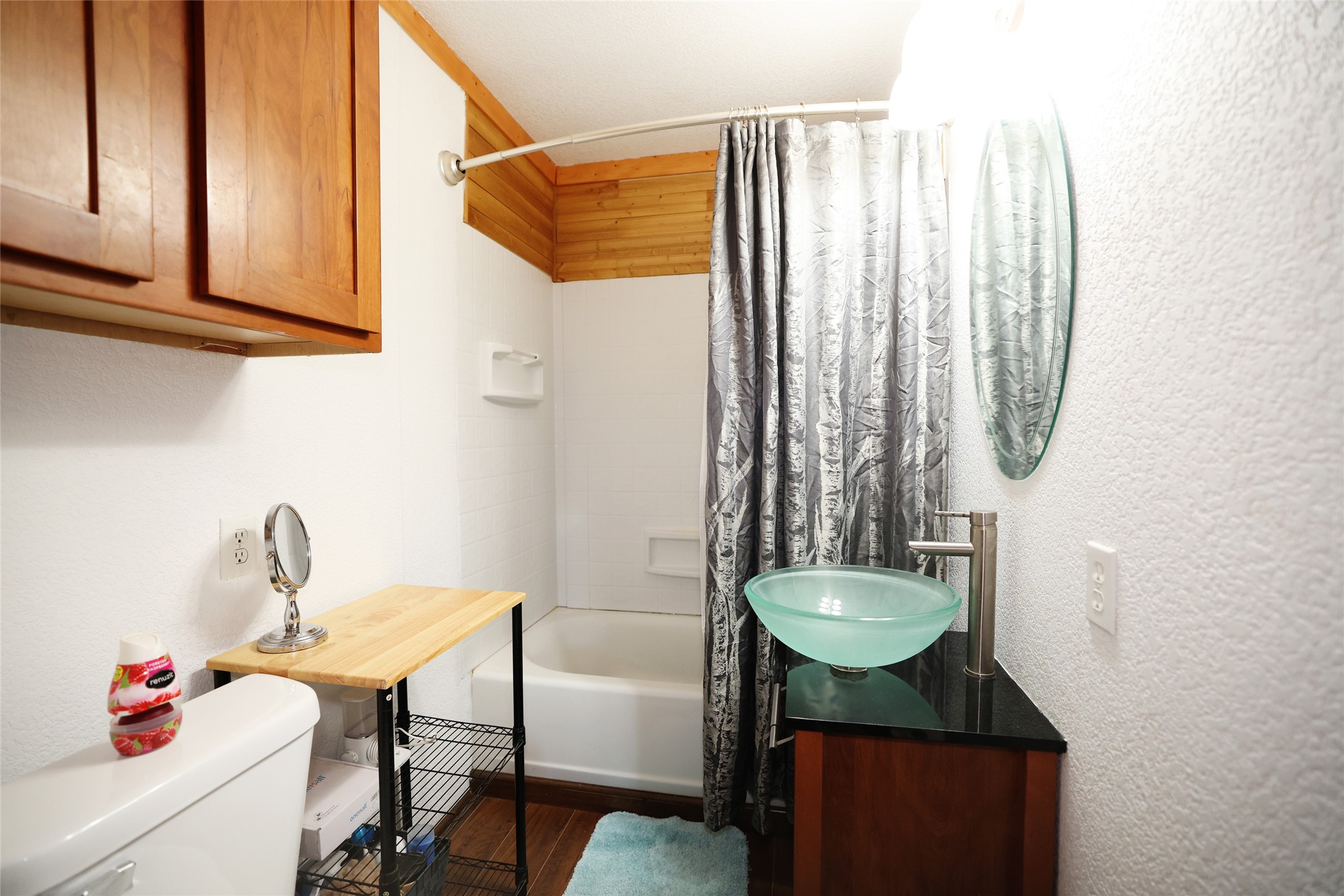 1228 Division Street Property Photo 7