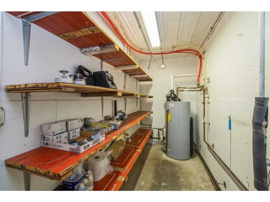 401 West Street Property Photo 17