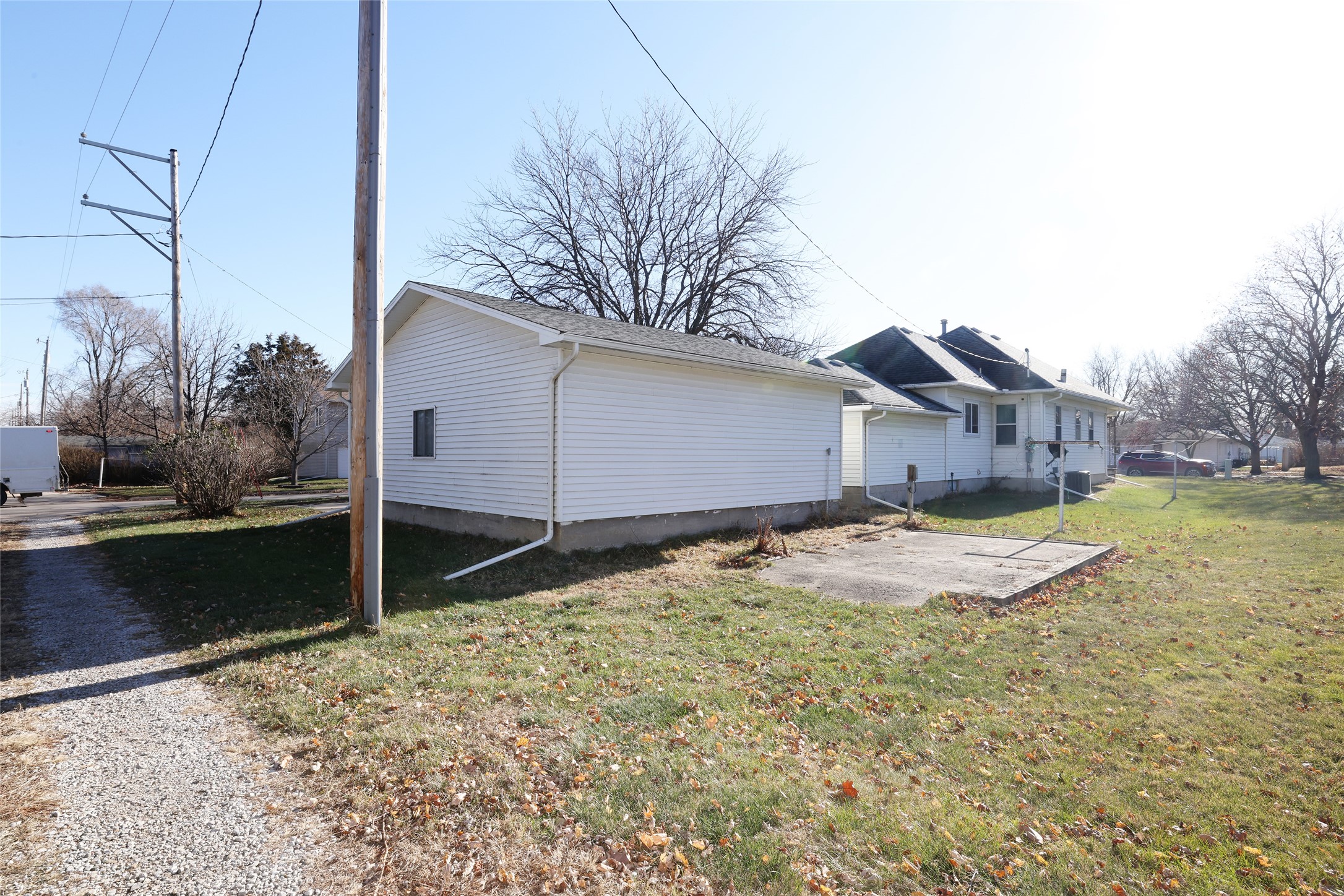 403 W 5th Street Property Photo 6