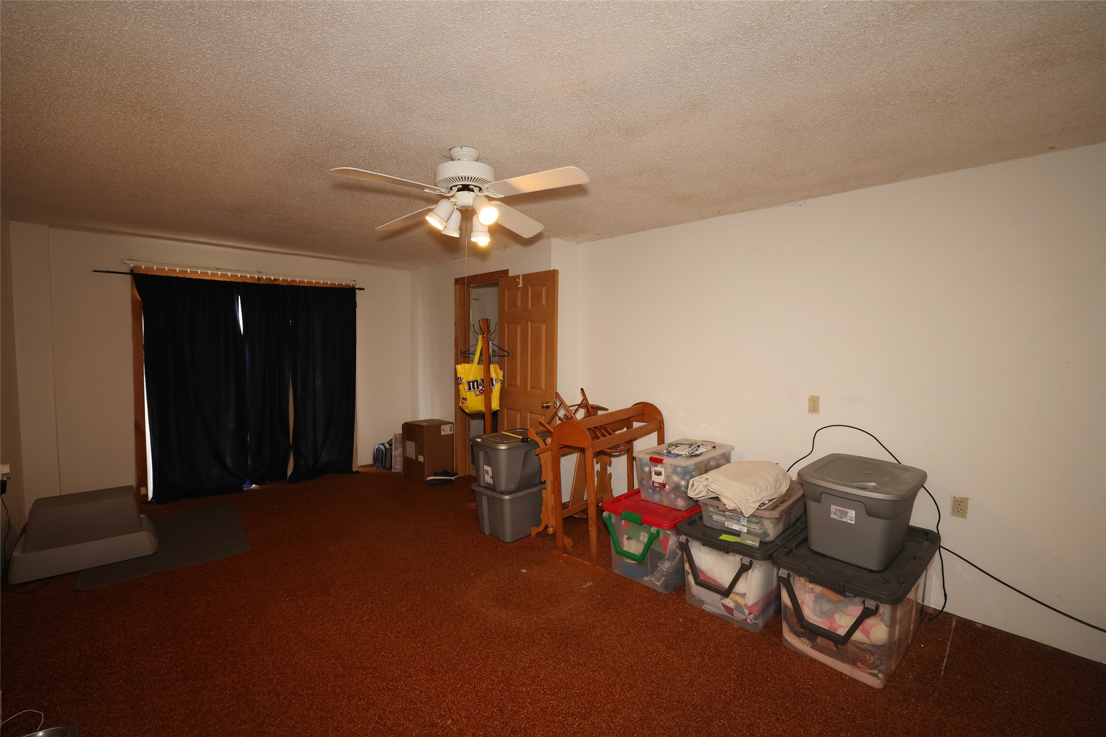 403 W 5th Street Property Photo 17
