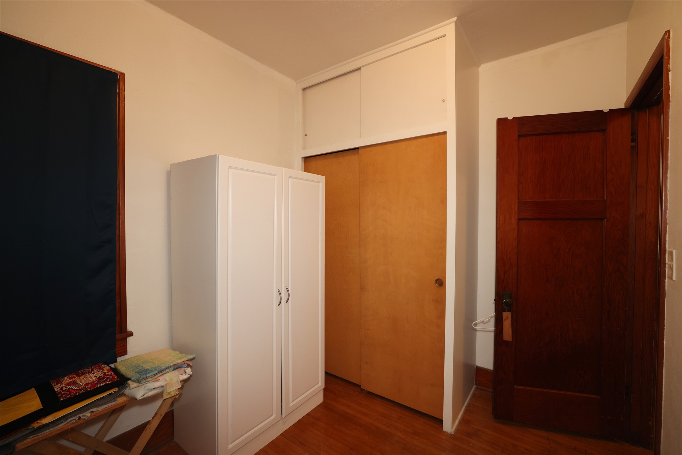 403 W 5th Street Property Photo 20