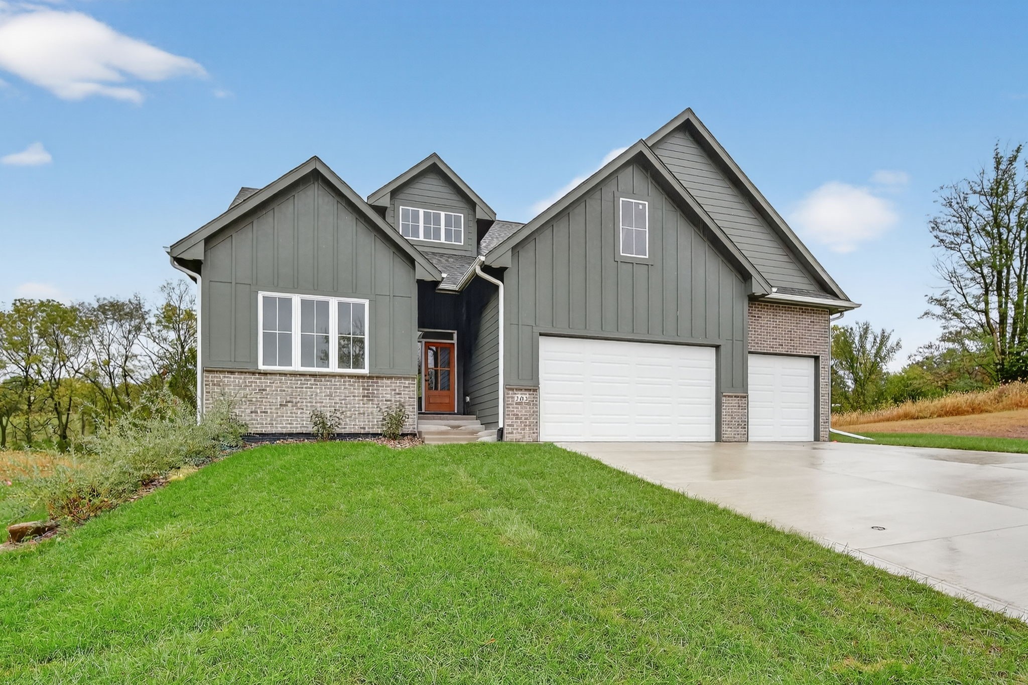 203 Hudson Avenue Property Photo 1