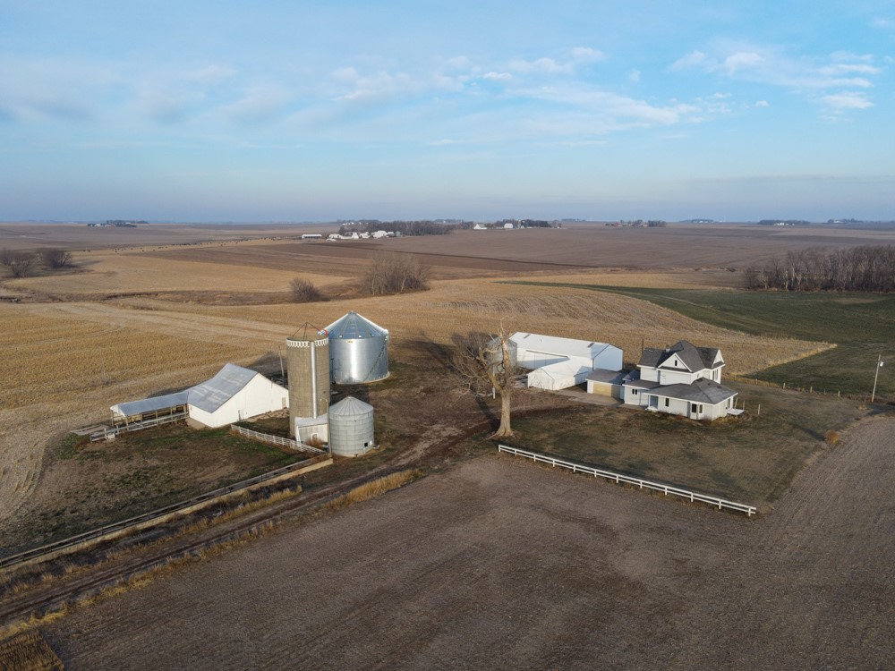 247 560th Street Property Photo 1