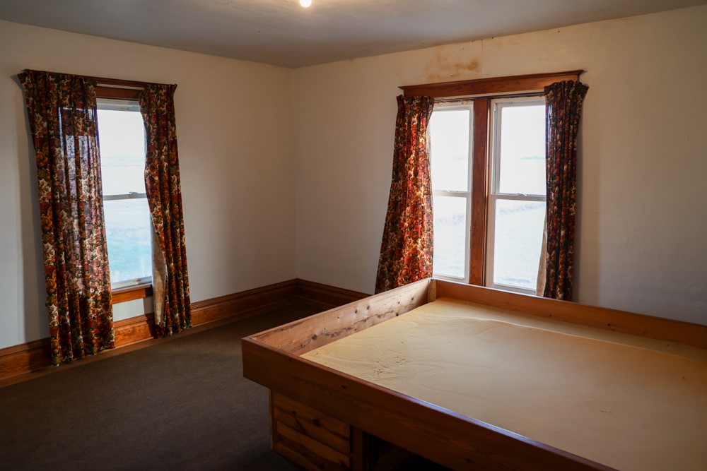 247 560th Street Property Photo 28
