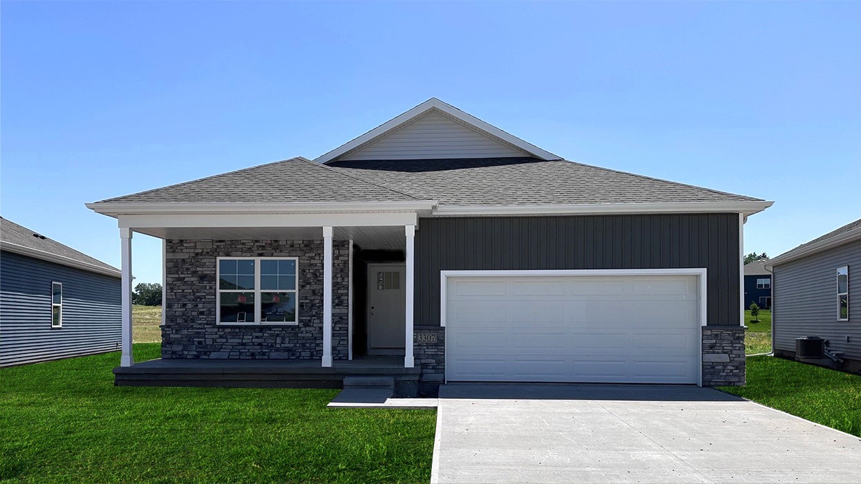 5119 169th Street Property Photo 1