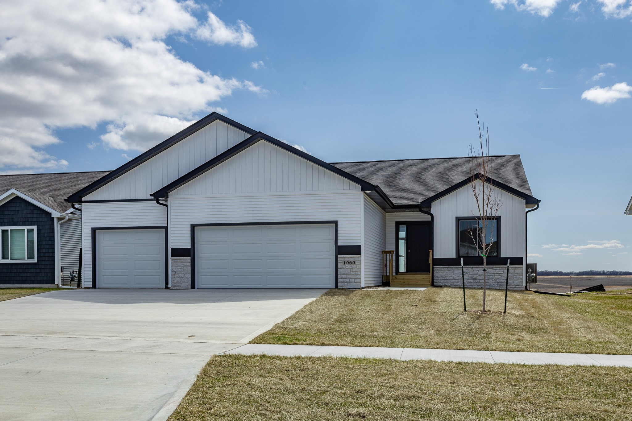 1060 Gray Avenue Property Photo