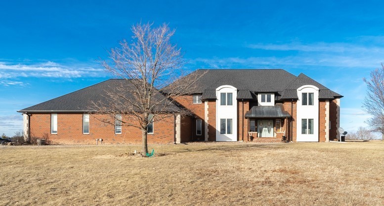 1880 S Orilla Road Property Photo