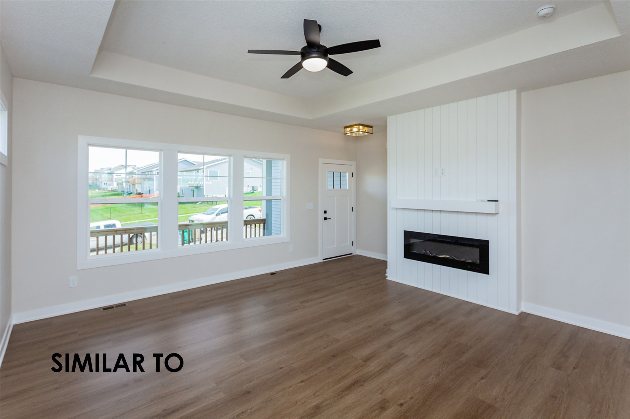 612 W Walnut Place Property Photo 3
