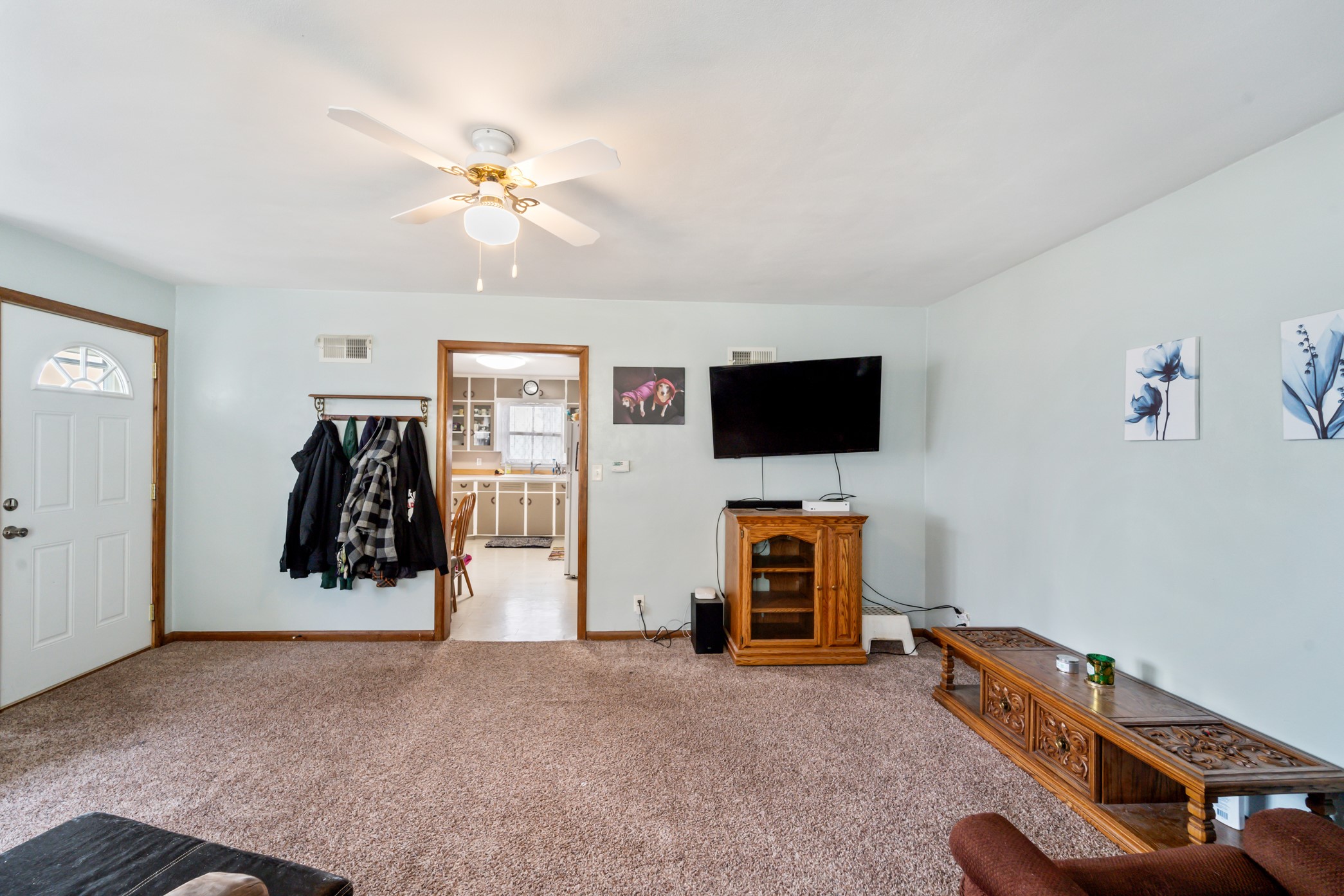 304 S Walnut Street Property Photo 7