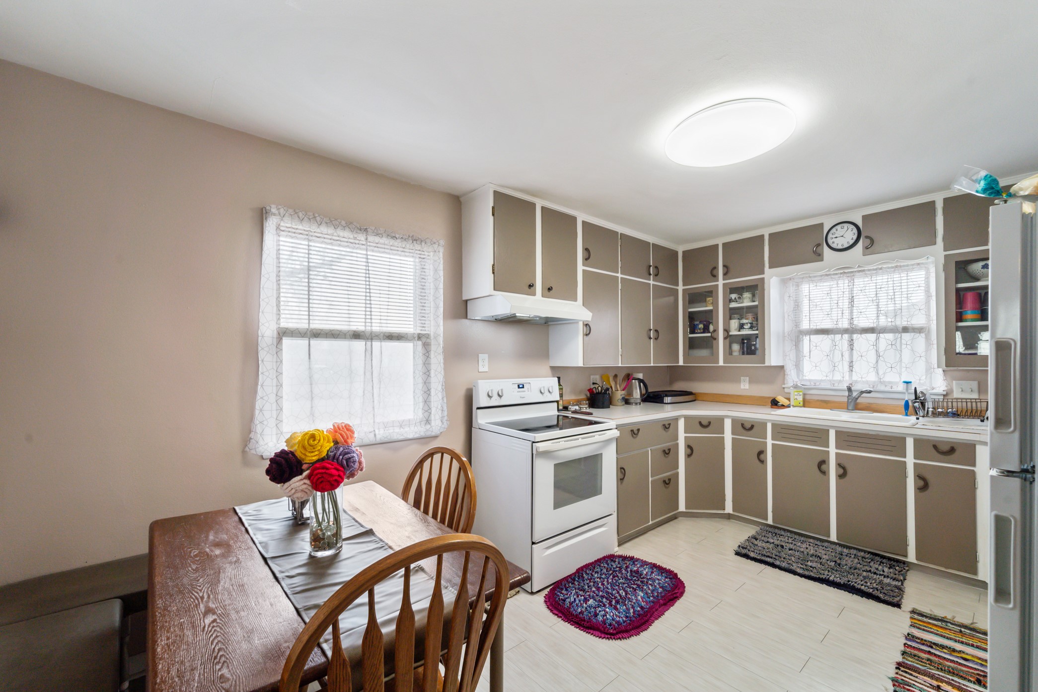 304 S Walnut Street Property Photo 9