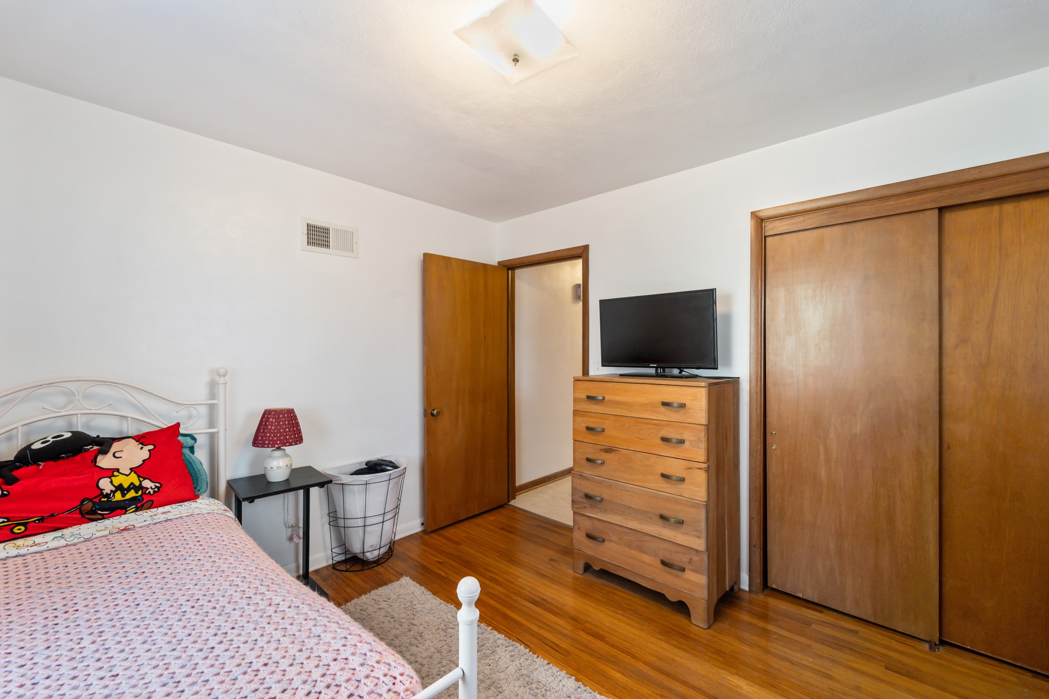 304 S Walnut Street Property Photo 18