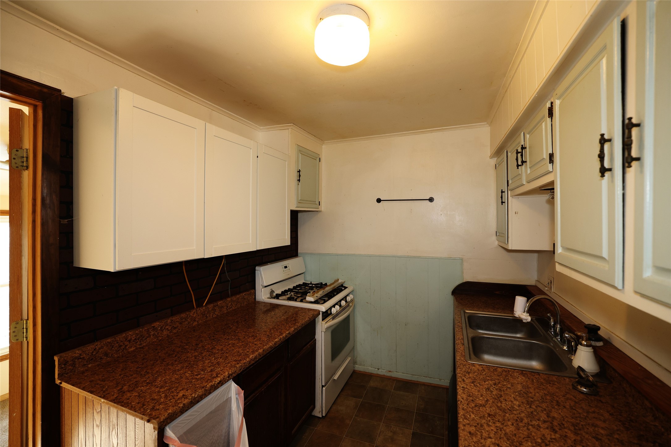 126 10th Street Property Photo 12