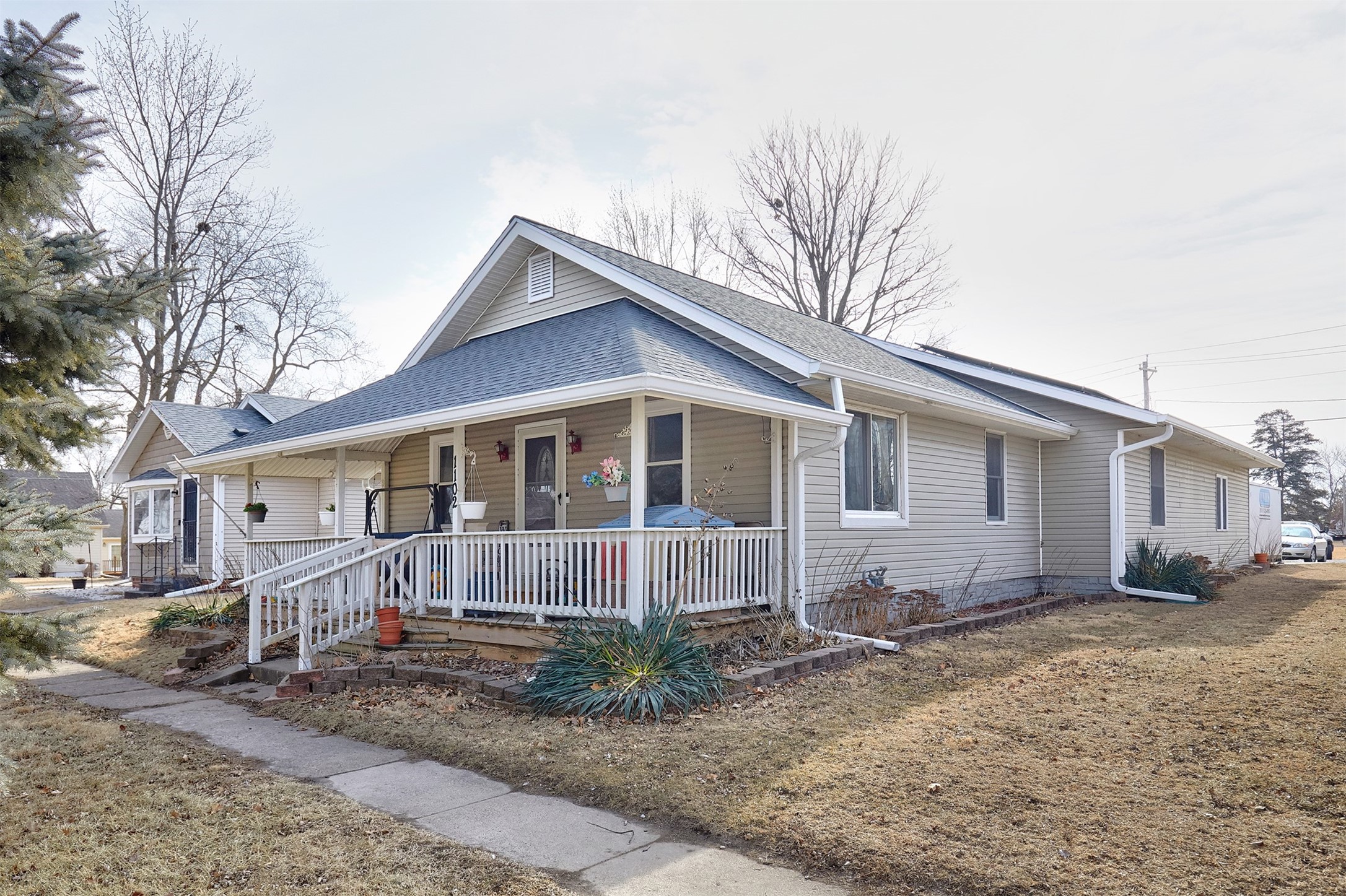 1102 Walnut Street Property Photo