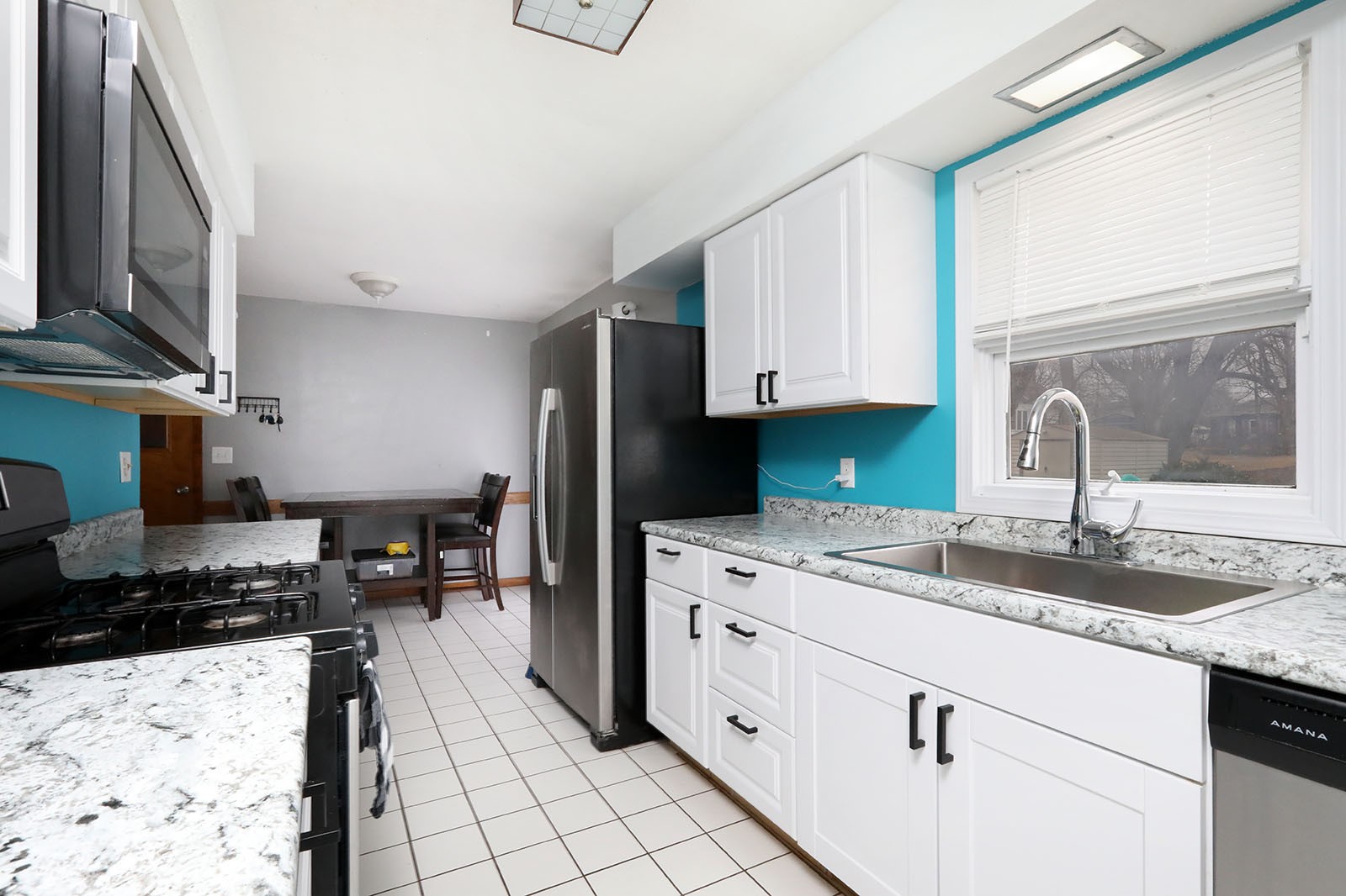 1003 N Vine Street Property Photo 8