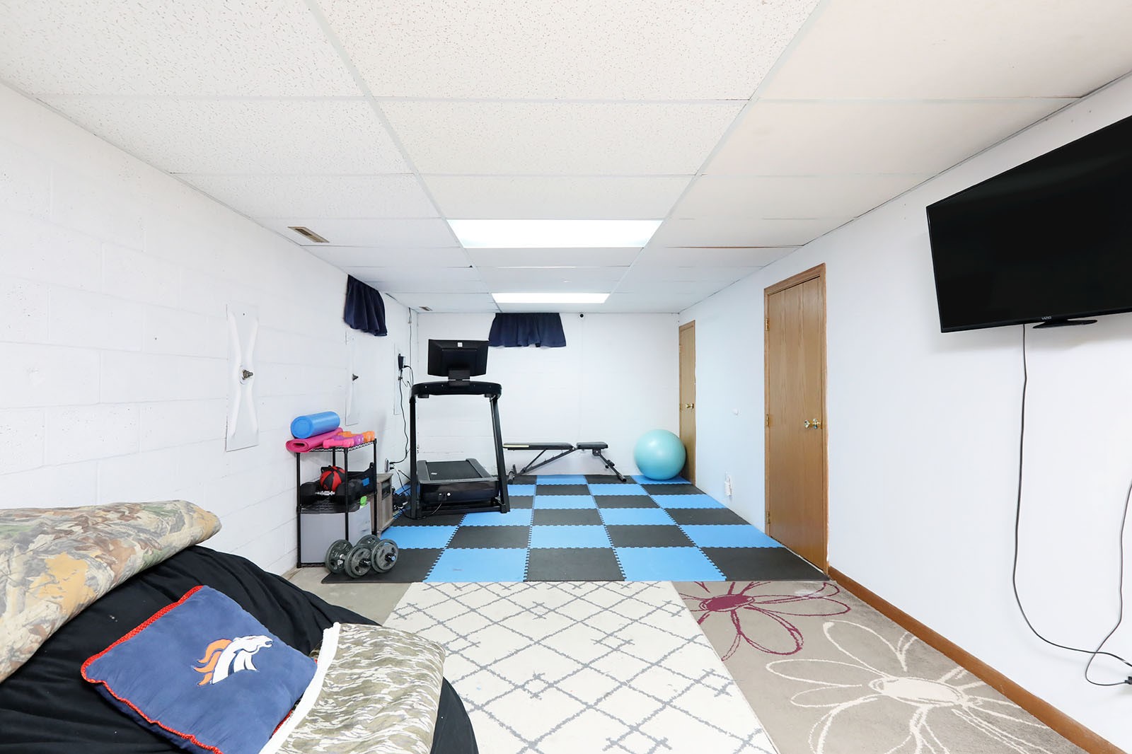 1003 N Vine Street Property Photo 22