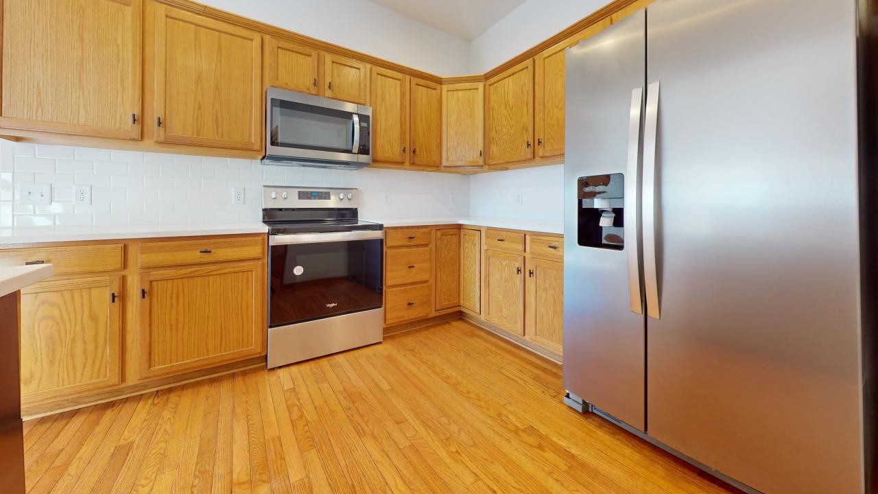 900 67th Street 606 Property Photo 4